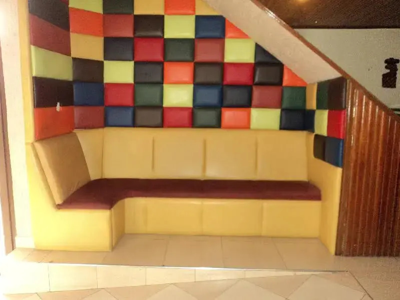 Sir Max Hotel