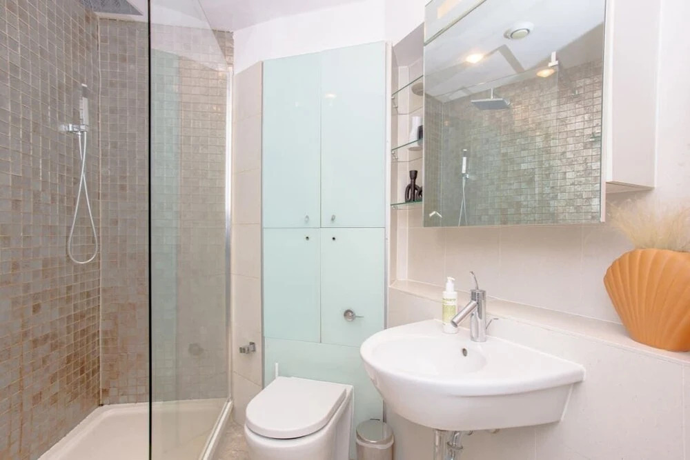 The Parliament View Place - Modern and Bright 3bdr Flat