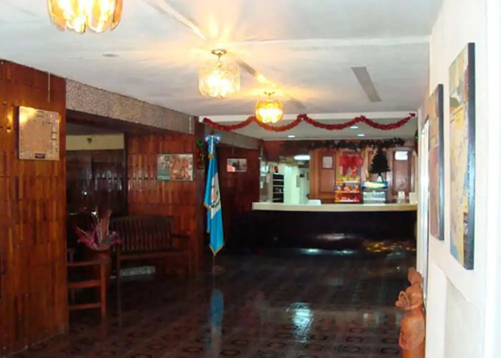 Hotel Maya Excelsior
