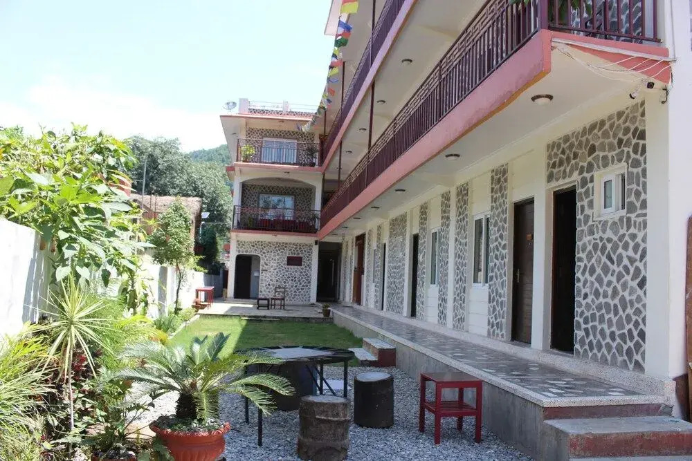 Three Jewels Boutique Hotel