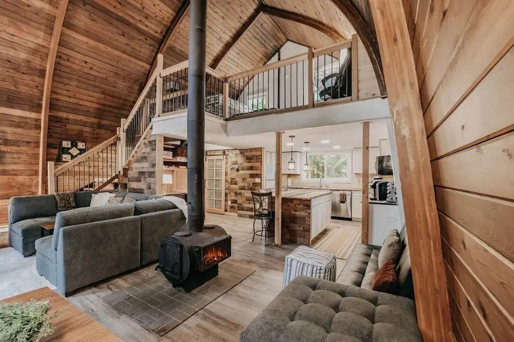 78mbr - Wood Stove - Wifi - Pets Ok - BBQ - Sleeps 6