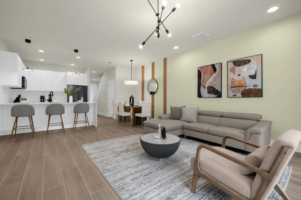 Upstay - Townhouse with Private Pool and Foosball, Clermont
