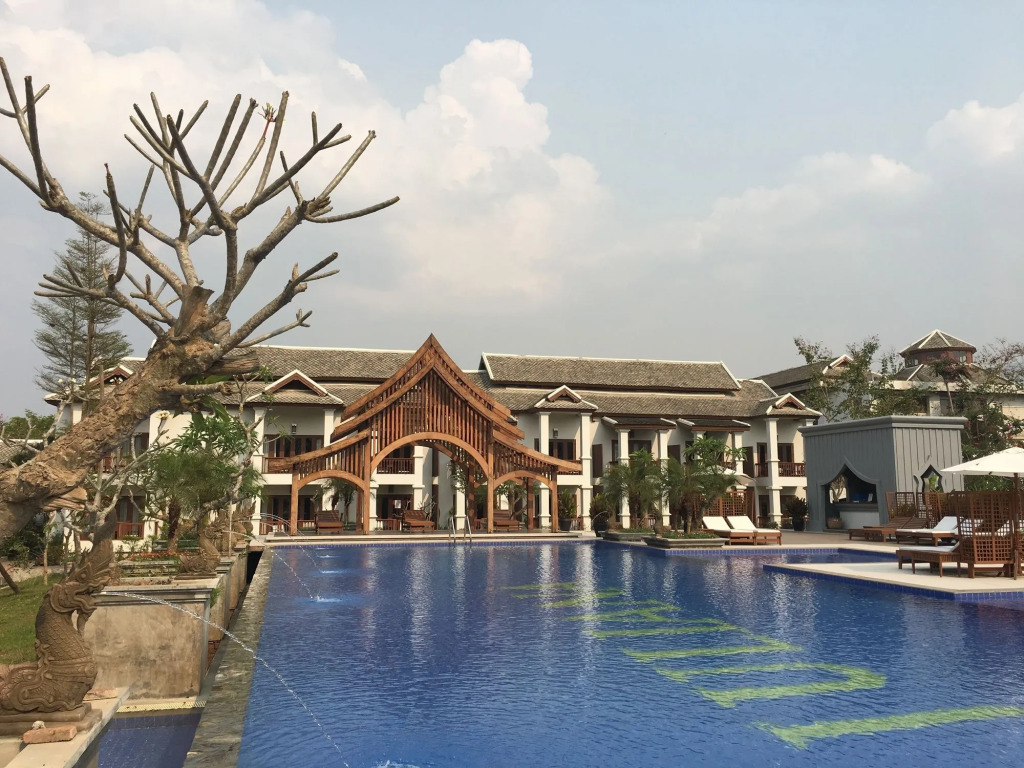Le Palais Juliana Experience tradition on us Book 2 nights and get a free morning alms-giving session