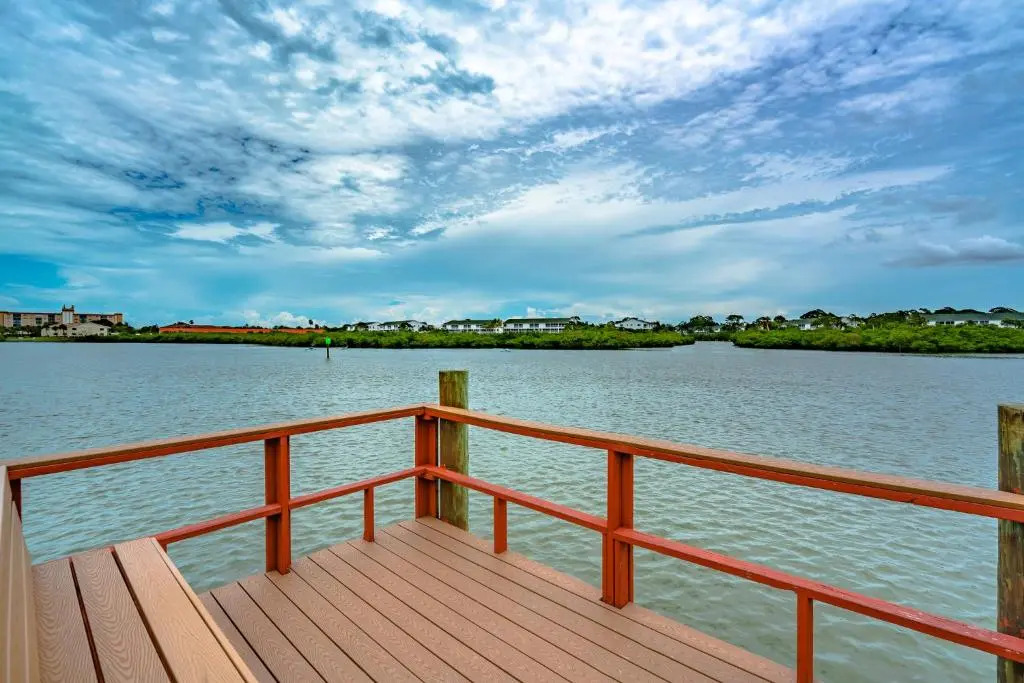 Seashell 19, 2 Bedrooms, Pool Access, WiFi, Sleeps 6, Walk to Beach