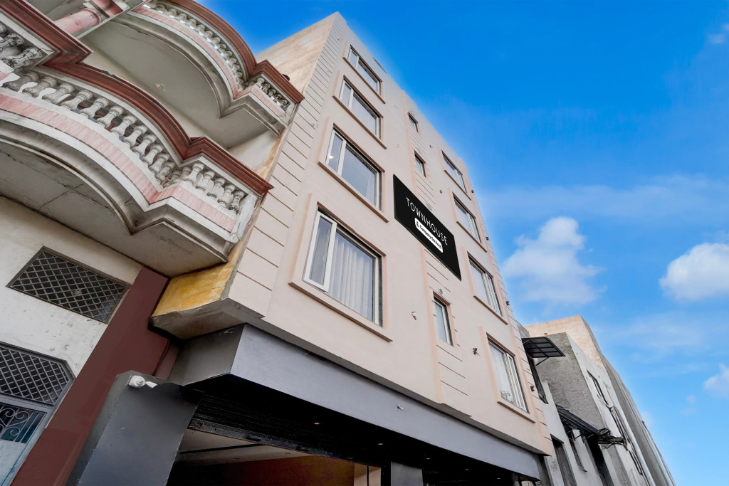 Super Townhouse Ram Talai Crossway Formerly Midway