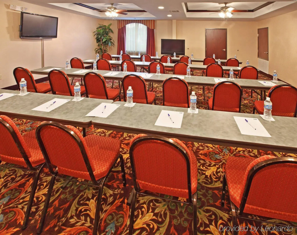 Holiday Inn Express and Suites Henderson by IHG