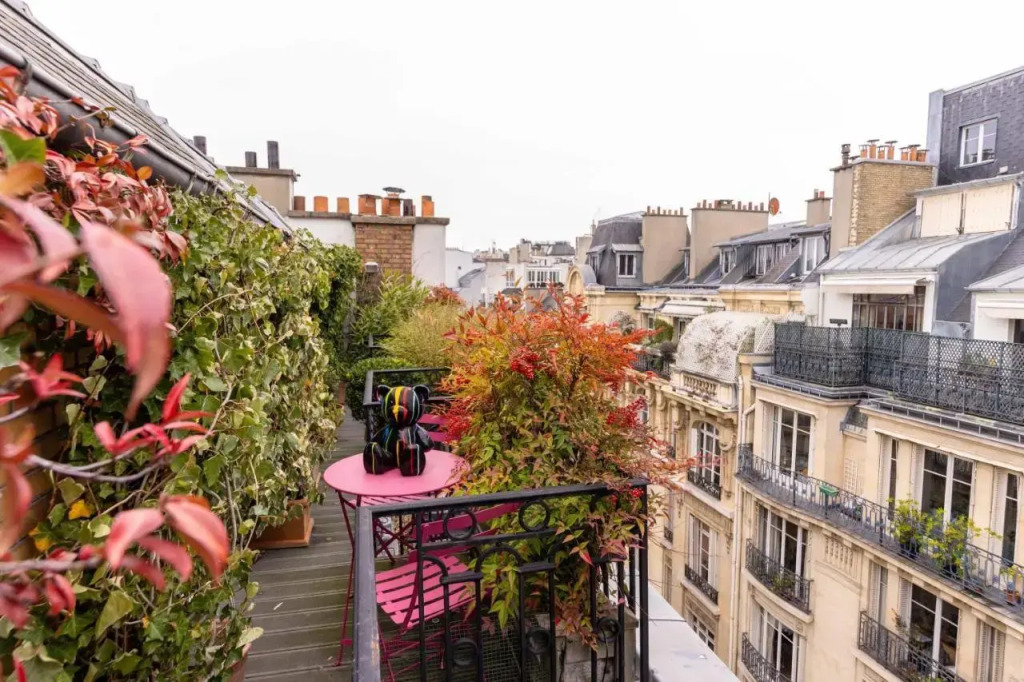 Squarebreak - Arc de Triomphe Apartments