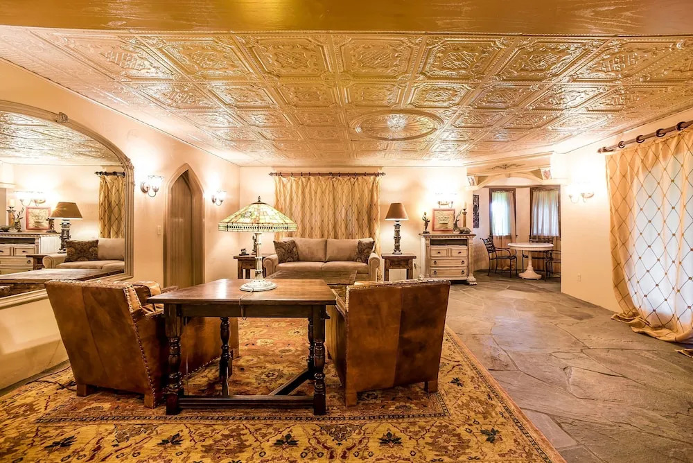 HIGHLANDS CASTLE overlooking Lake George plus 2 other CASTLES & SUITES