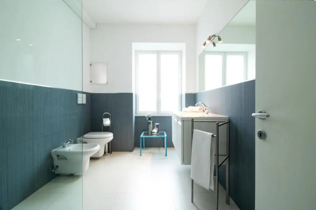 Casa Giulia - Apartment beachfront with 2 bedrooms, air conditioning and private parking, just 30 meters from the beach
