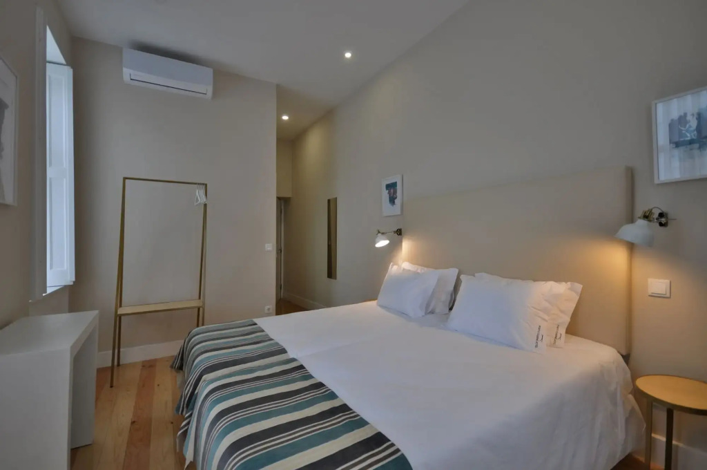 Porto Charming Hotel