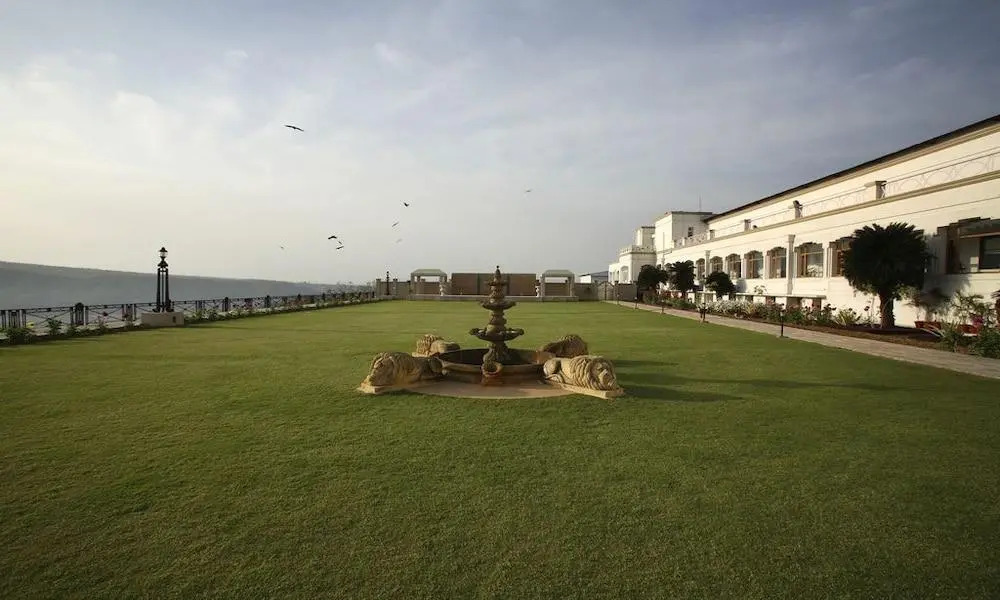 Hari Niwas Palace