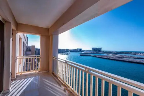 Stunning Sea View Apartments Mina Al Arab