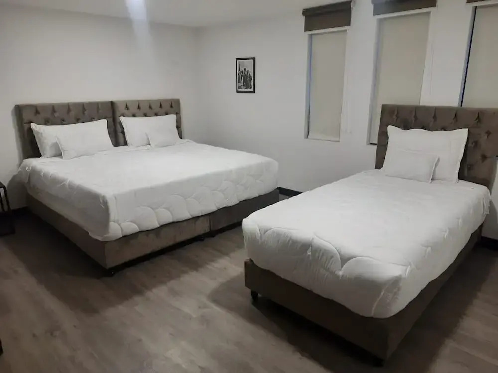Urban Gallery Hotel