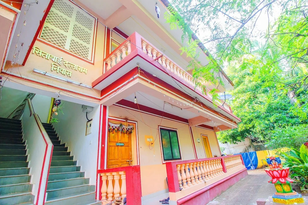 OYO 17401 Home Peaceful 2BHK Calangute