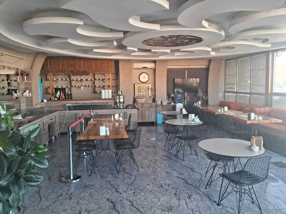 Crystall Hotel
