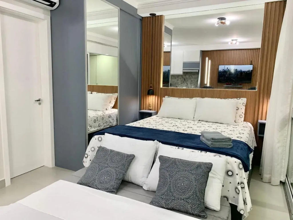 Ap luxo Próx Sírio Libanês com garagem NK 103
