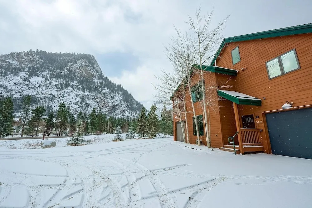 Frisco River Townhomes #d 3 Bedroom Townhouse by RedAwning