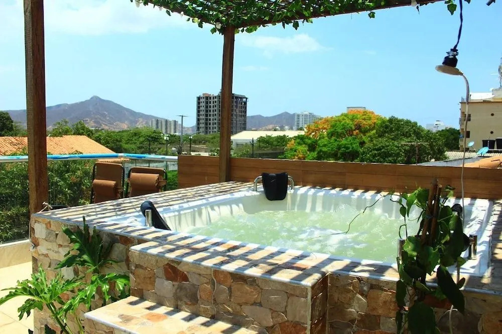 La Monarca Hostel