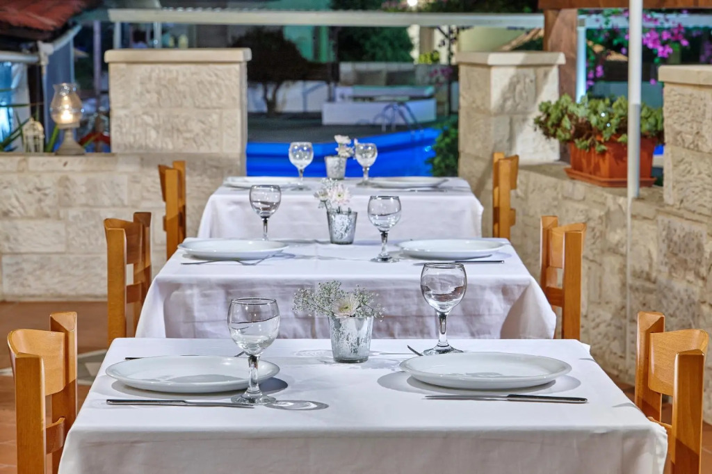 Noble Hotel & Suites