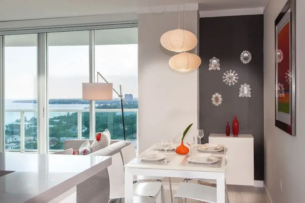 iCoconutGrove - Luxurious Vacation Rentals in Coconut Grove