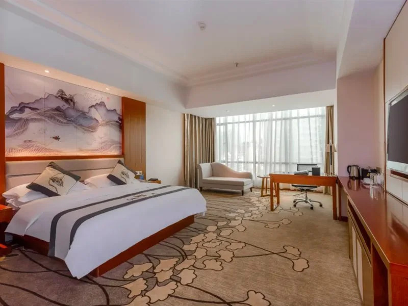 Crown Hotel