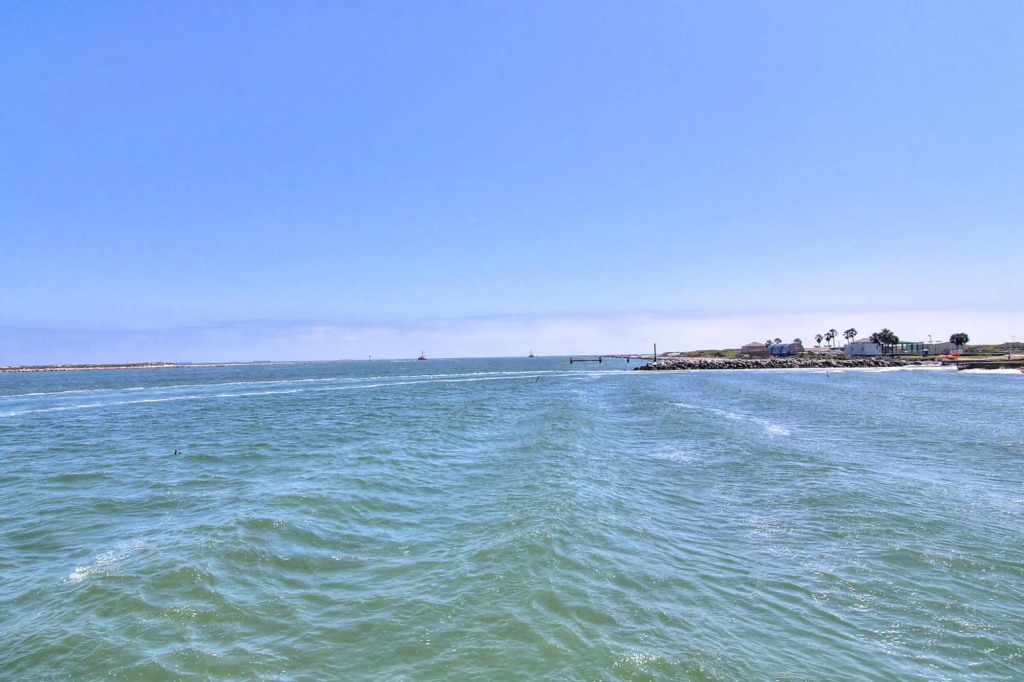 Channelview 107 in Port Aransas