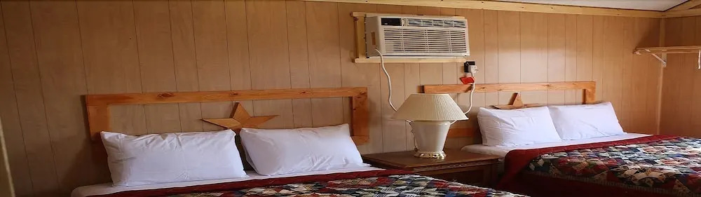 Oasis Lodge