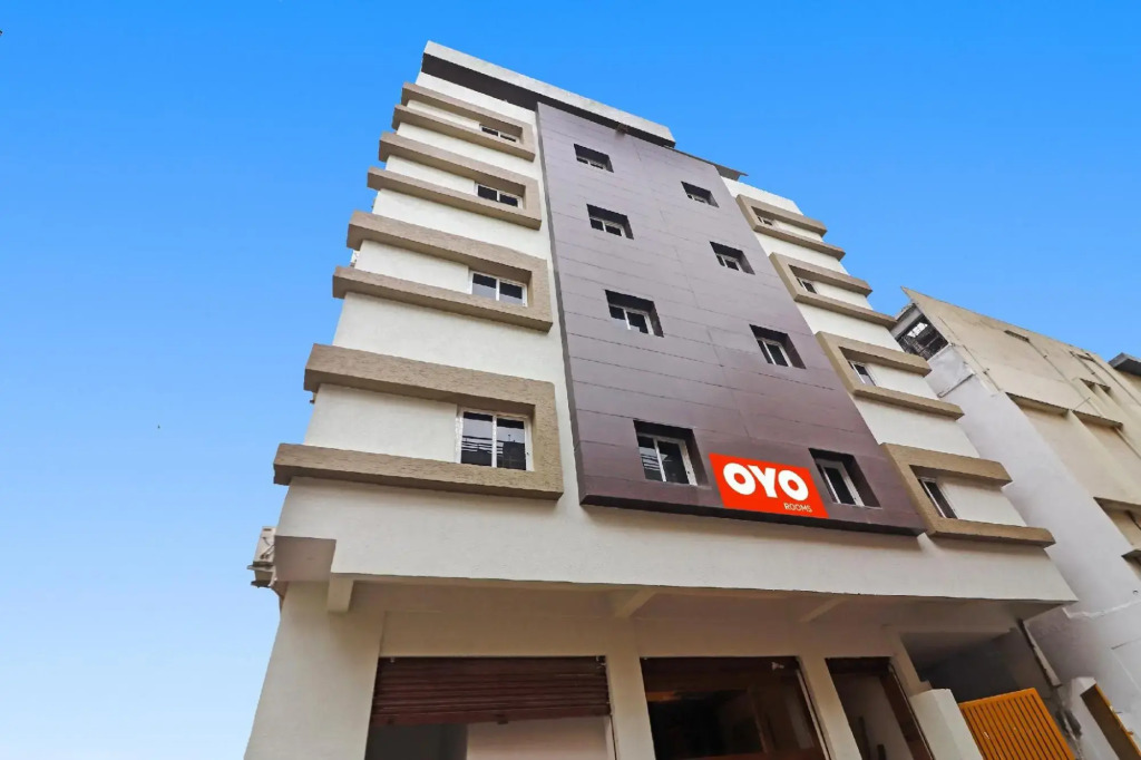 Hotel O Night Eye