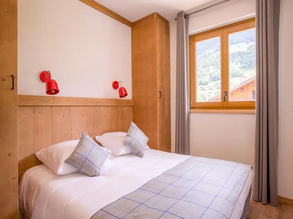 Apartment in Beaufort With Spa & Mountain Views