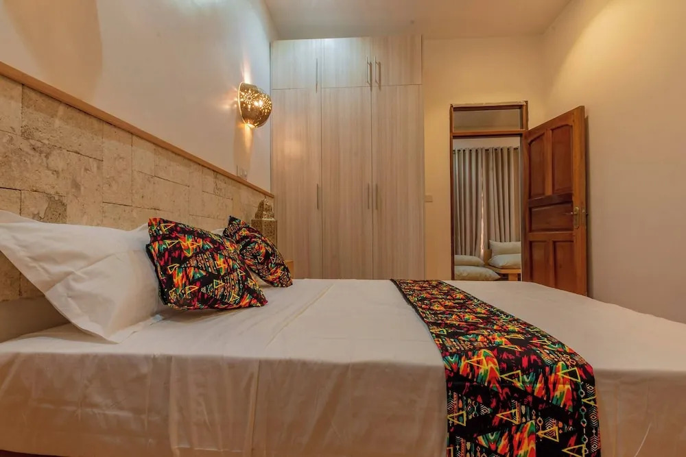 Luxurious Diani Beach Villa with Private Pool