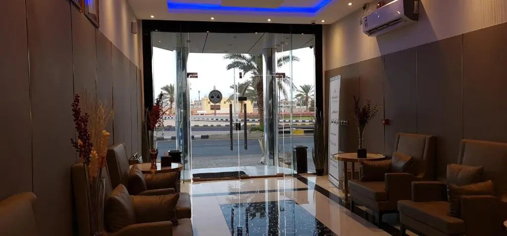 Qasr Alshamal Hotel