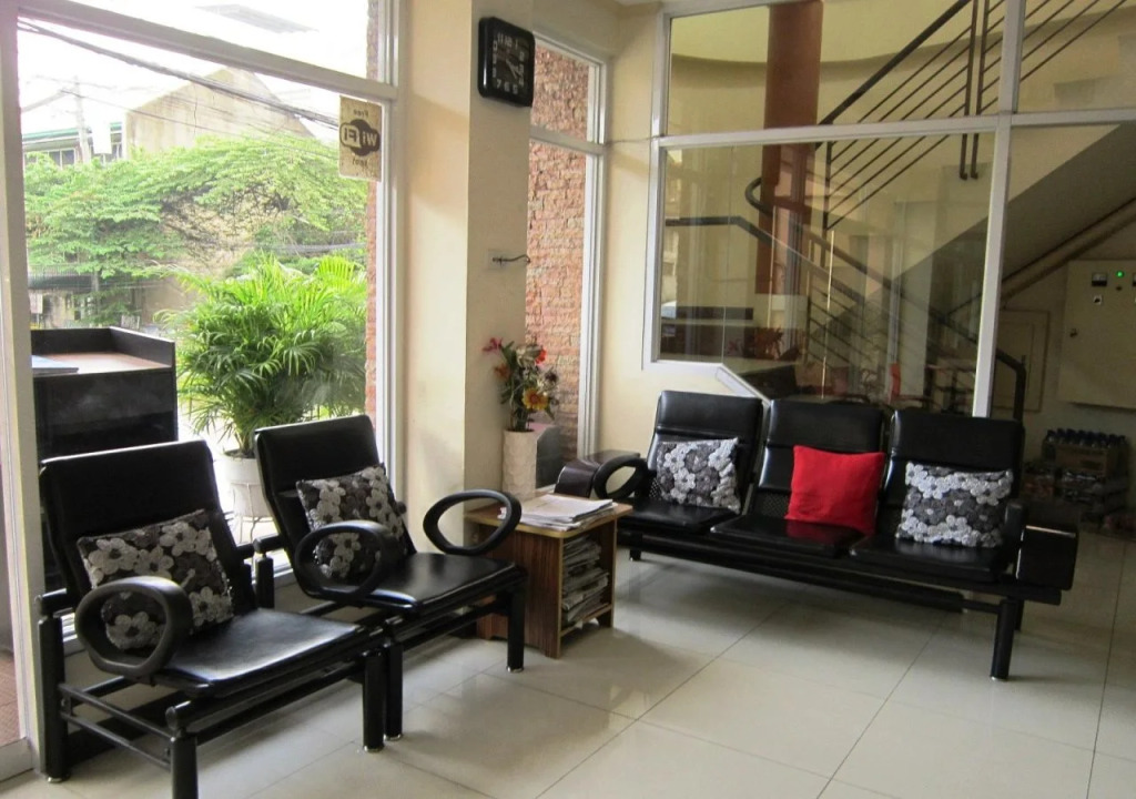 Robes Pension House