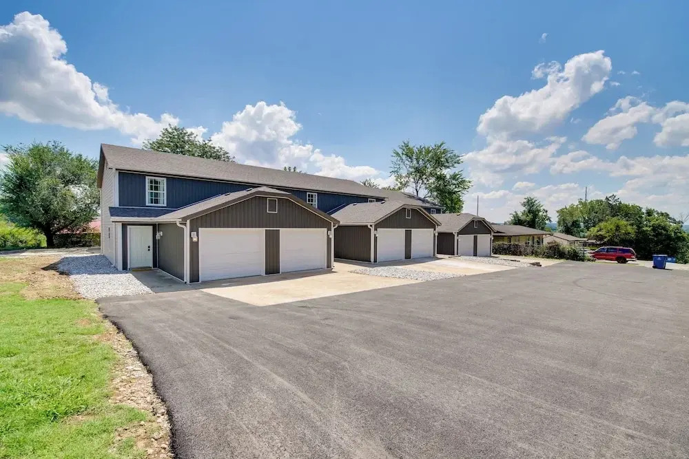 Pet-friendly Home, 9 Mi to Silver Dollar City