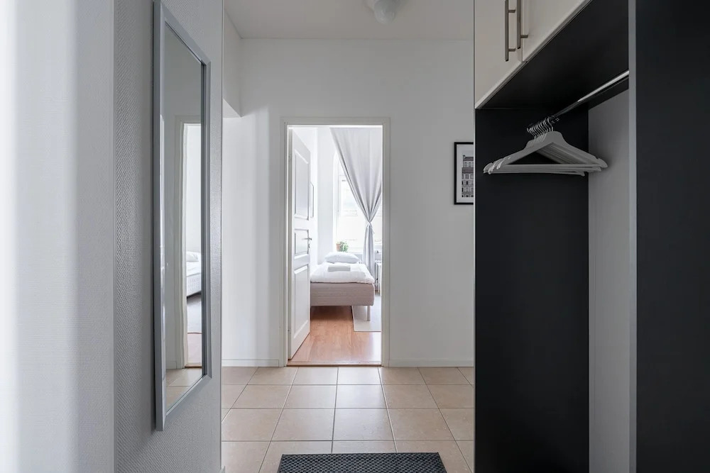 Historical 3BR Downtown Apartment with Sauna