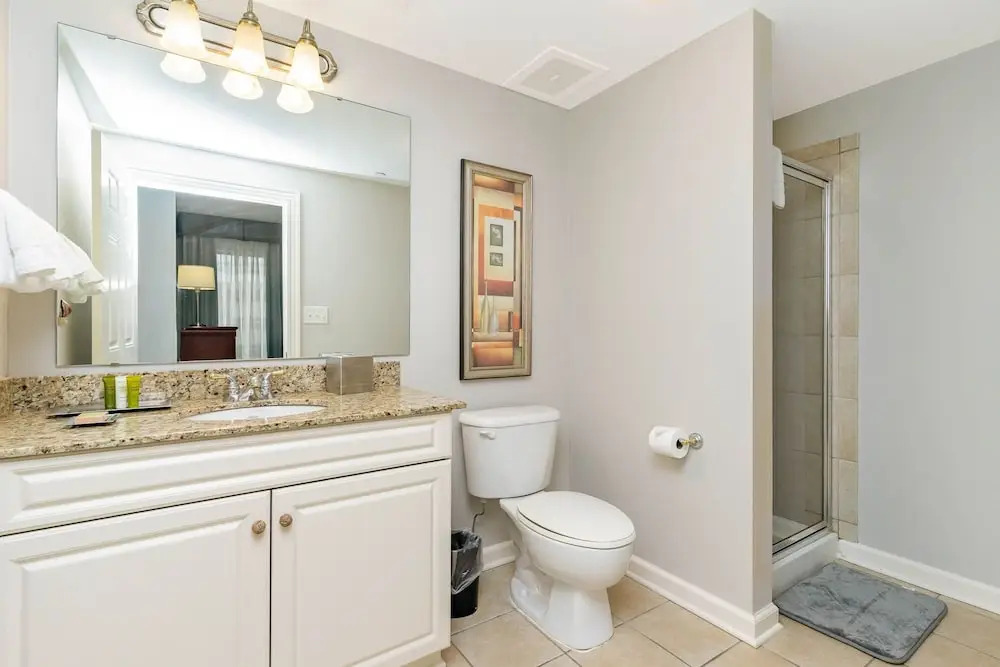 Splendid 3 bedroom, 3 bath condo - 408 Royale Palms 3 Condo