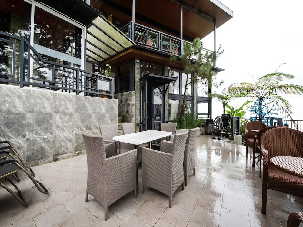 Sunset View Ridge Residences