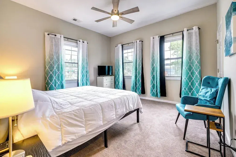 Wilmington Getaway Near Riverwalk + Downtown!