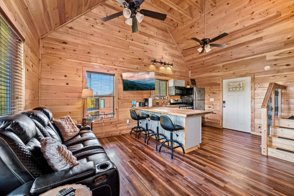 Hot Tub - Filtered Water - 6 acres - Grill - Mt View Cabin