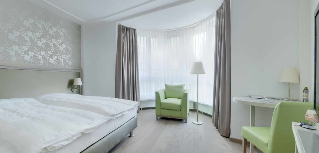 PLATZHIRSCH ZÜRICH - Downtown Boutique Hotel & Sushi Lounge