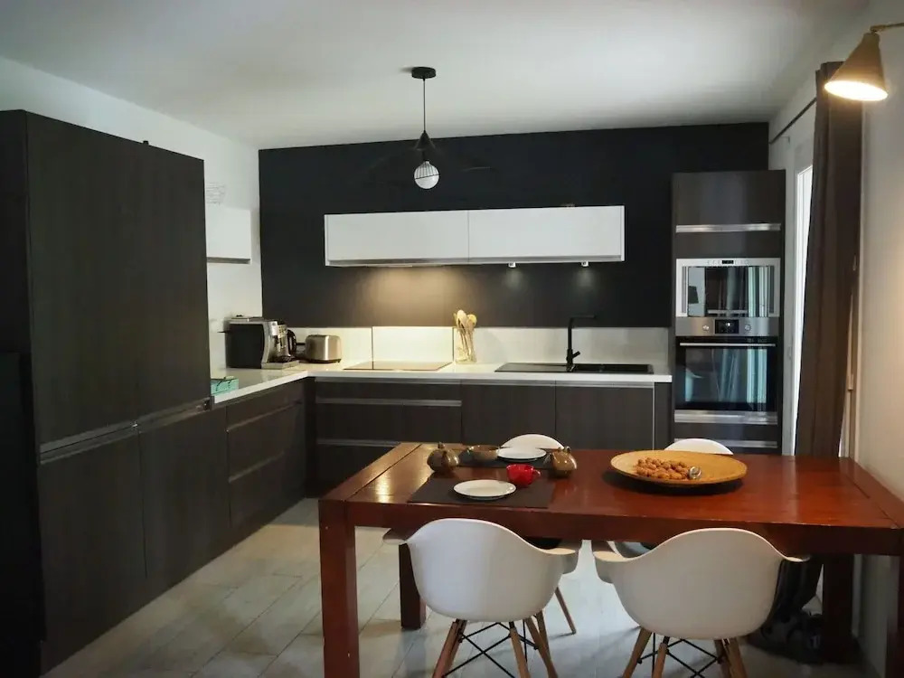Holiday Home in Pertuis with Private Pool