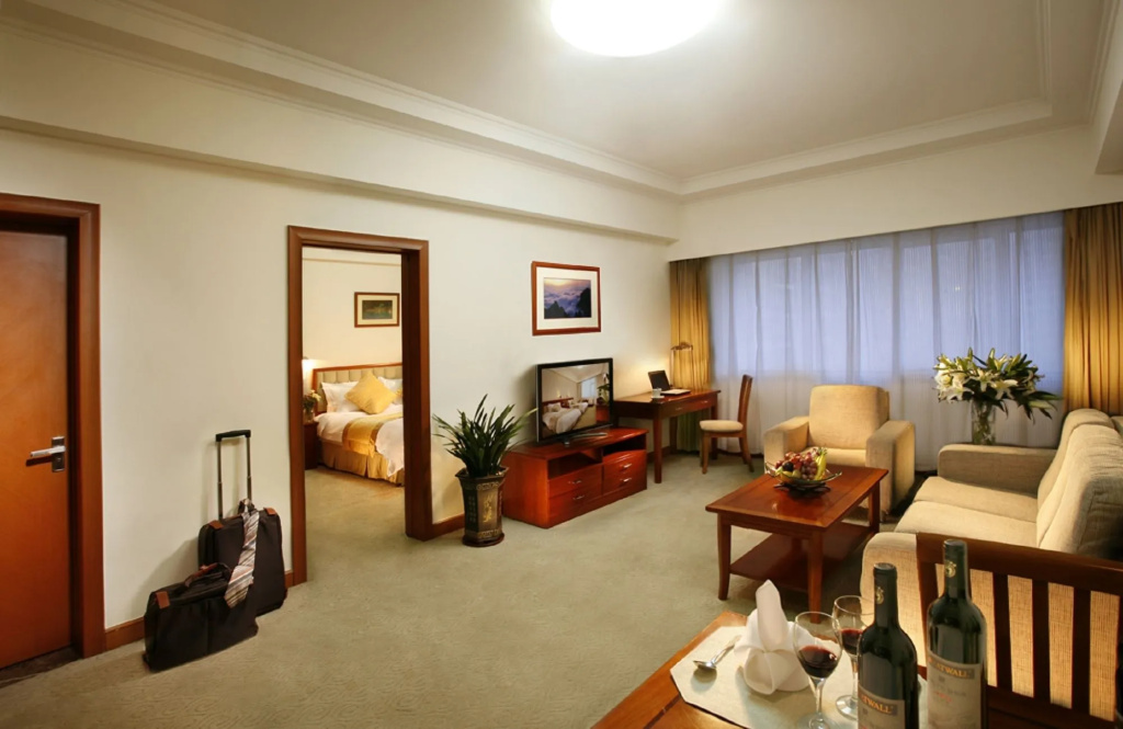Kerren Hotel
