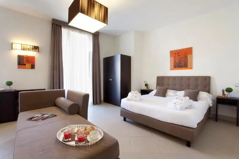 La Piazzetta Guest House