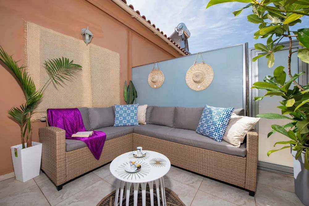 Boutique Home -Splantzia-Roof Garden
