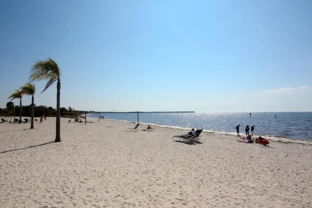 573 Little Harbor