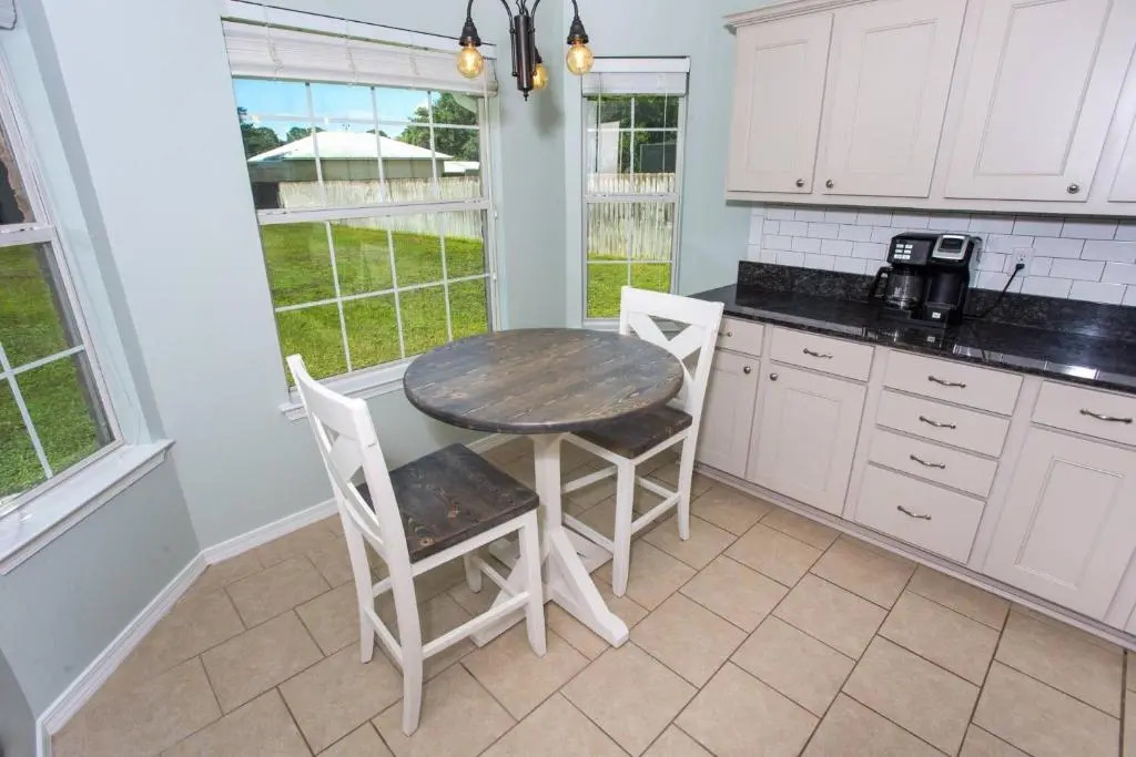 Navarre-Branston Drive - Single-Family House