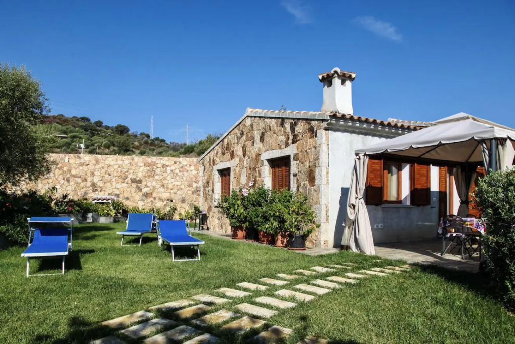 ISS Travel, Stazzu Fioritu - ground floor apartments with sea view