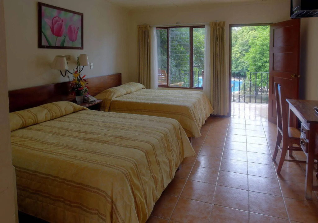 Hotel Boyeros
