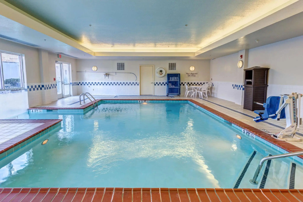Best Western Plus Nashville Airport Hotel - BNA