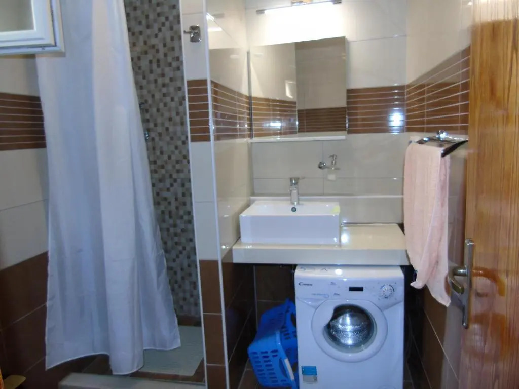 Apartments Kurilj