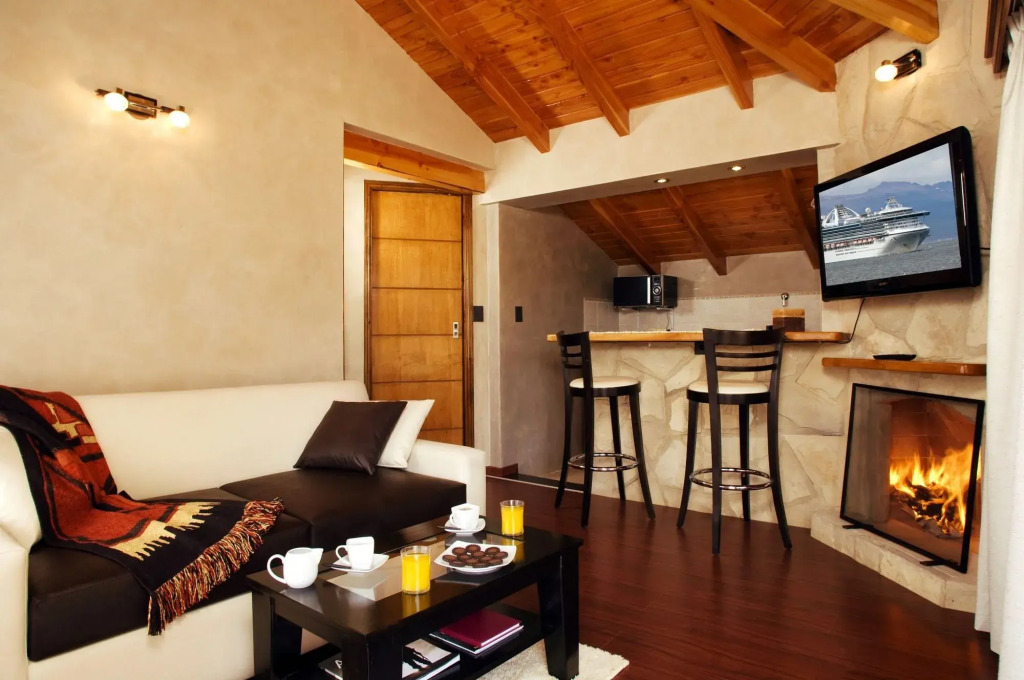 Bahia Paraiso Apart & Suites